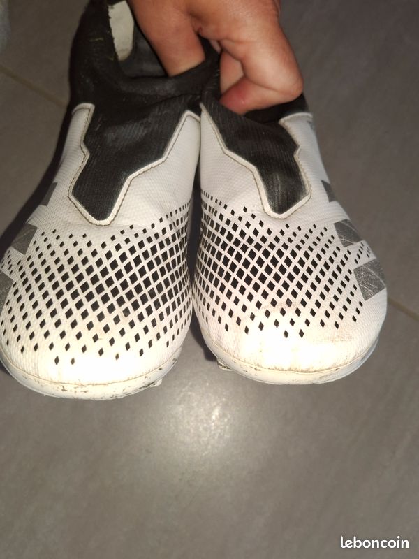 Chaussures de football Adidas Predator taille 38 1/3 (image 5)