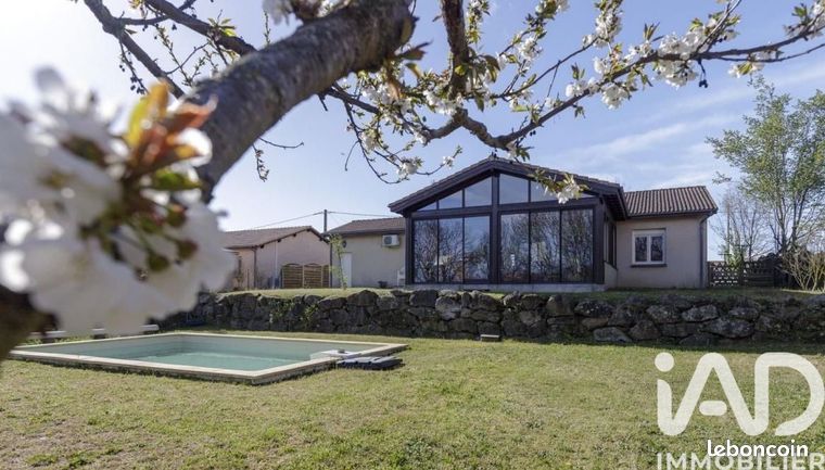 Maison 6 pièces 161 m²