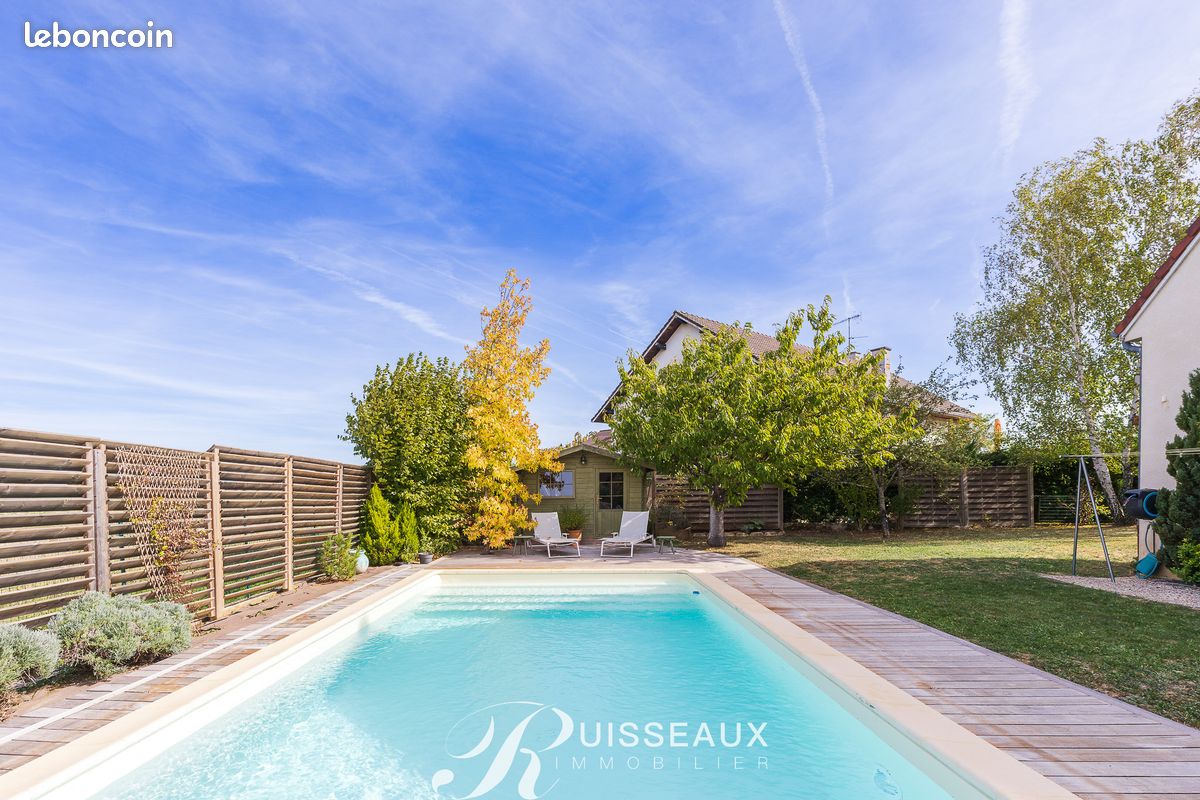 Maison 8 pièces 190 m² · à Varois-Et-Chaignot · 190 m² · 629 000 €