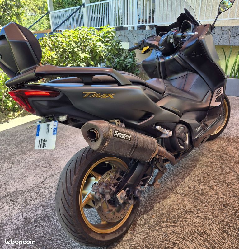 Tmax 560 Tech Max (image 2)