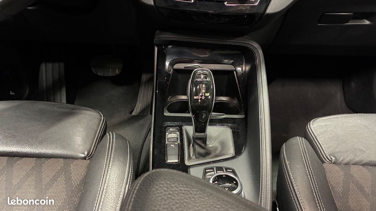 Bmw x1 1.8 i 140 x-line sdrive dkg bva + attelage + toit ouvrant (image 28)