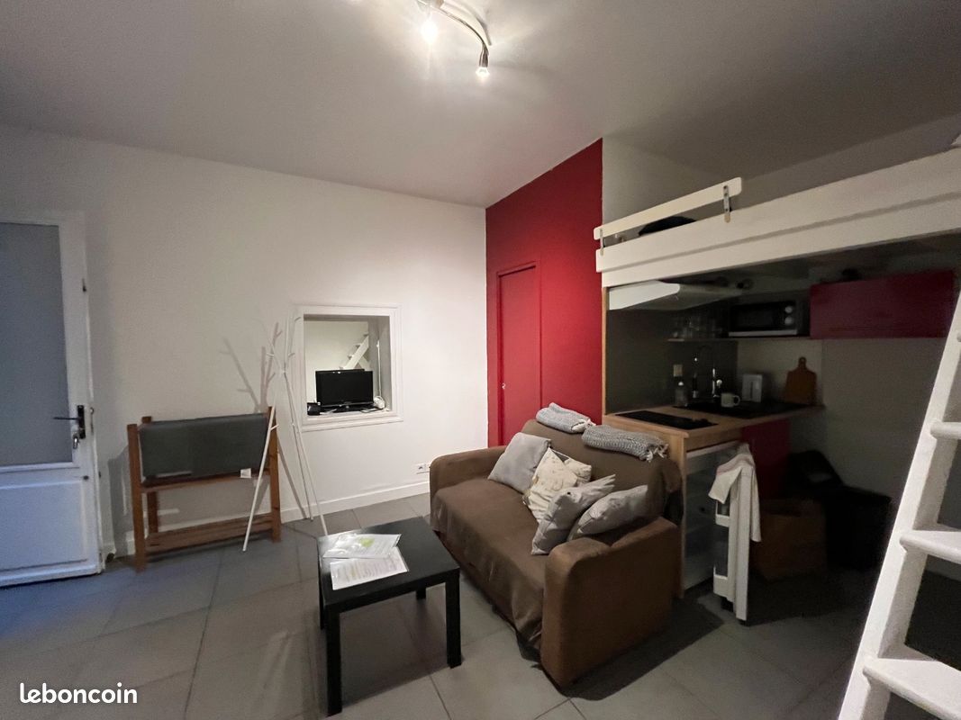 Appartement 1 pièce 21 m² · à La Rochelle · 21 m² · 560 €
