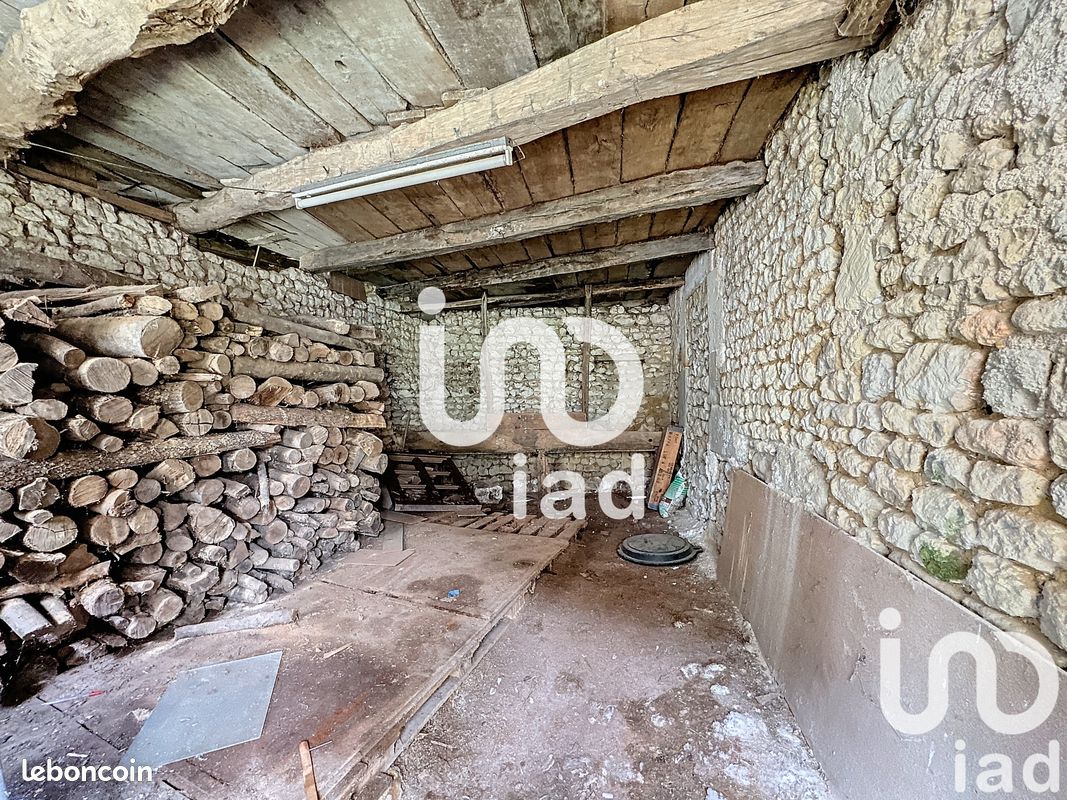 Propriété 3 pièces 69 m² - Châtignac 16480 (image principale 6)