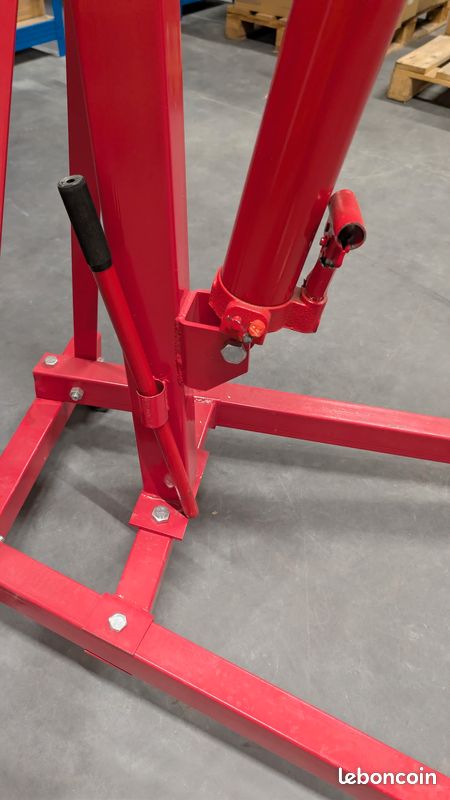 Grue d'atelier hydraulique (image 2)