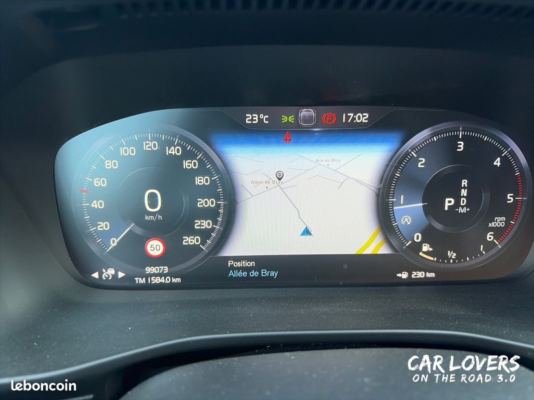 VOLVO XC40 D3 AdBlue 150 ch Geartronic 8 Momentum (image 22)