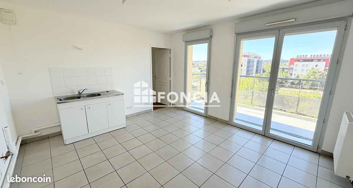 Parking 2 pièces 38 m² · à Villeurbanne · 38 m² · 130 000 €
