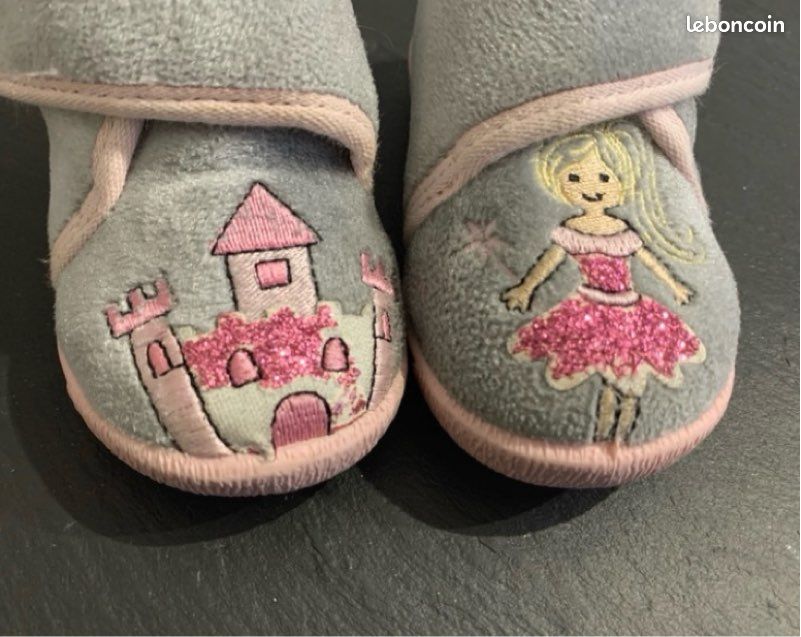 Chaussons Princesse BELLAMY pointure 19 (image 2)