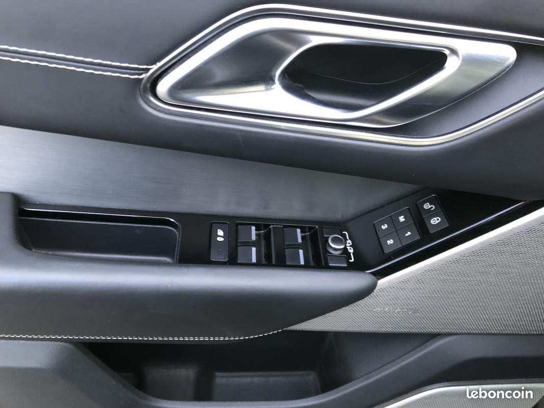 Land Rover Range Rover Velar 3.0L D300 BVA HSE R-Dynamic (image 15)