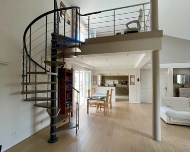 Maison 599 000 € - 203 m²