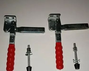 Lot De 2 Sauterelles De Bridage / Genouillères / Serre-joints - Occasion - Voir Photos