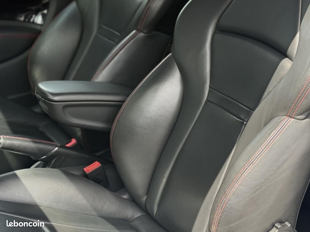 AUDI A1 Quattro 2.0 TFSI 256cv (image 30)