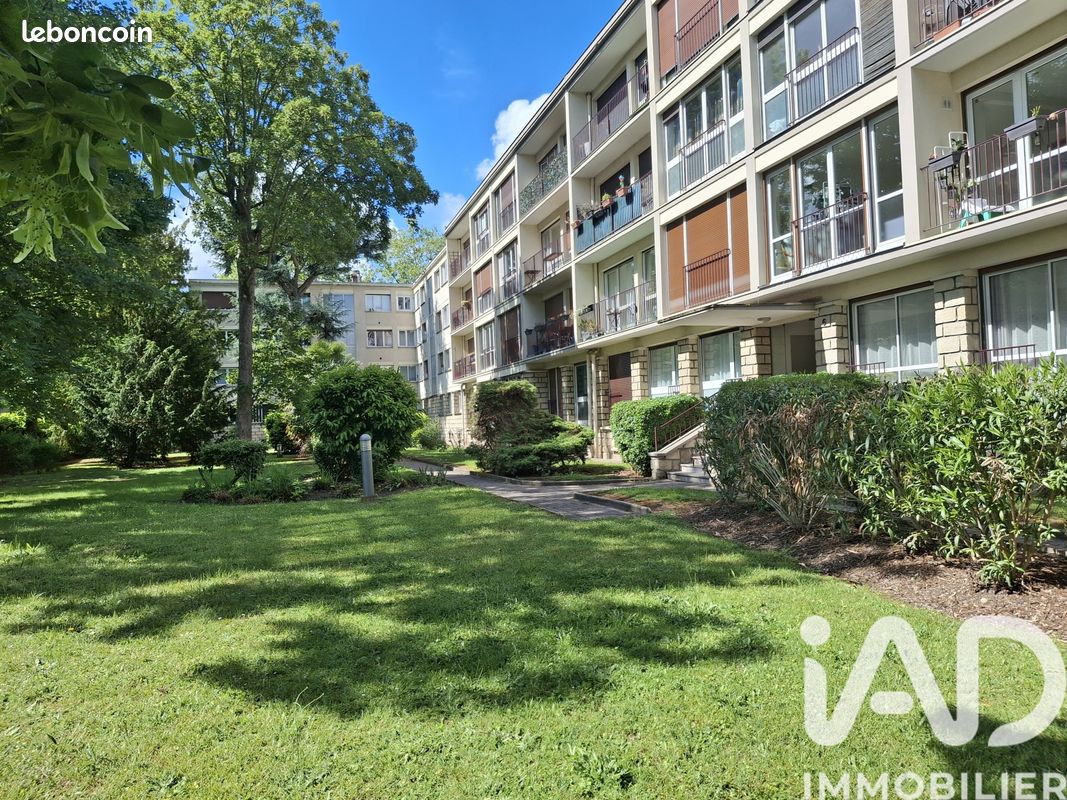 Appartement 3 pièces 74 m² · à Saint-Gratien · 74 m² · 250 000 €