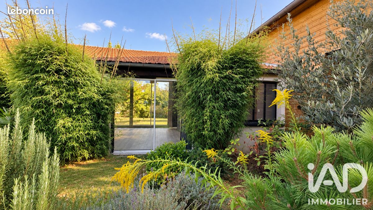 Maison 8 pièces 177 m² · à Bourron-Marlotte · 177 m² · 430 000 €