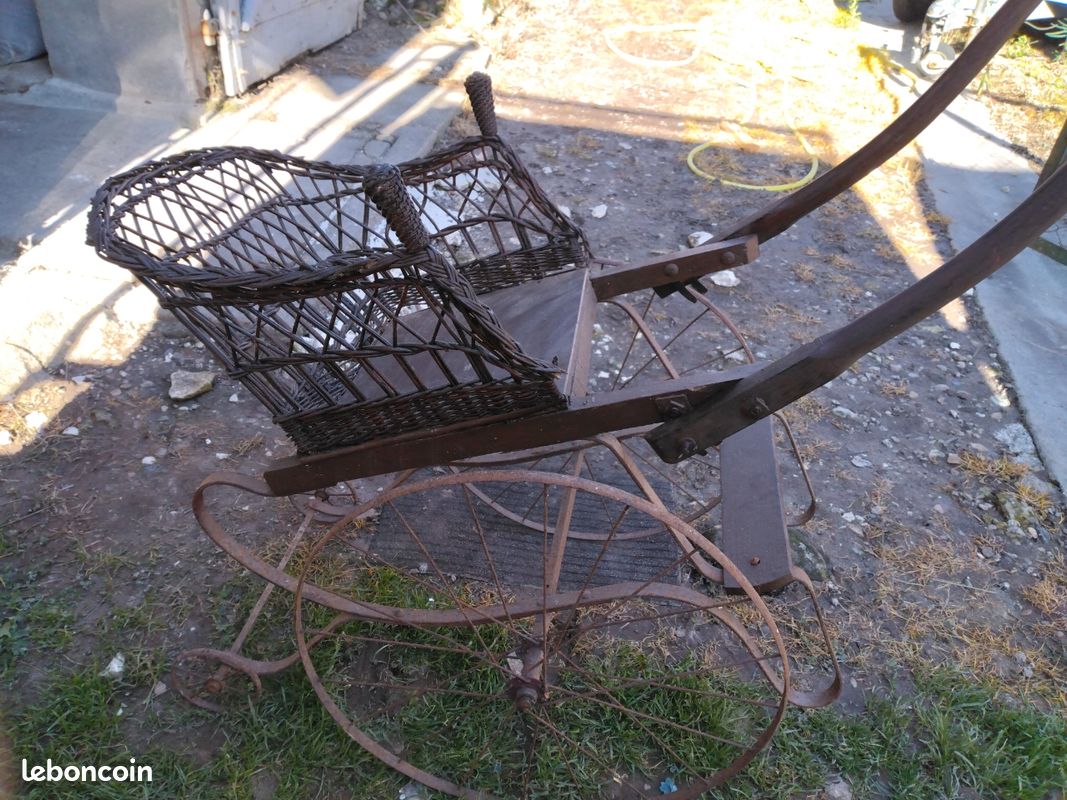 Petite charette , poussette, en rotin bois et métal (image 2)