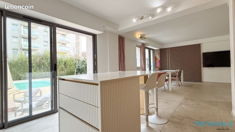 Maison 6 pièces 150 m² — 6
