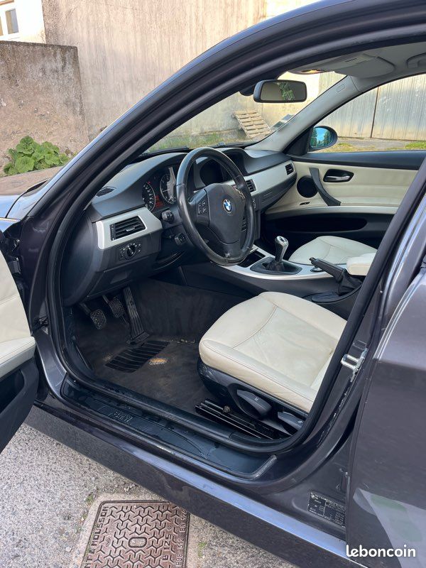 BMW série 3 318d de 2007 (image 2)