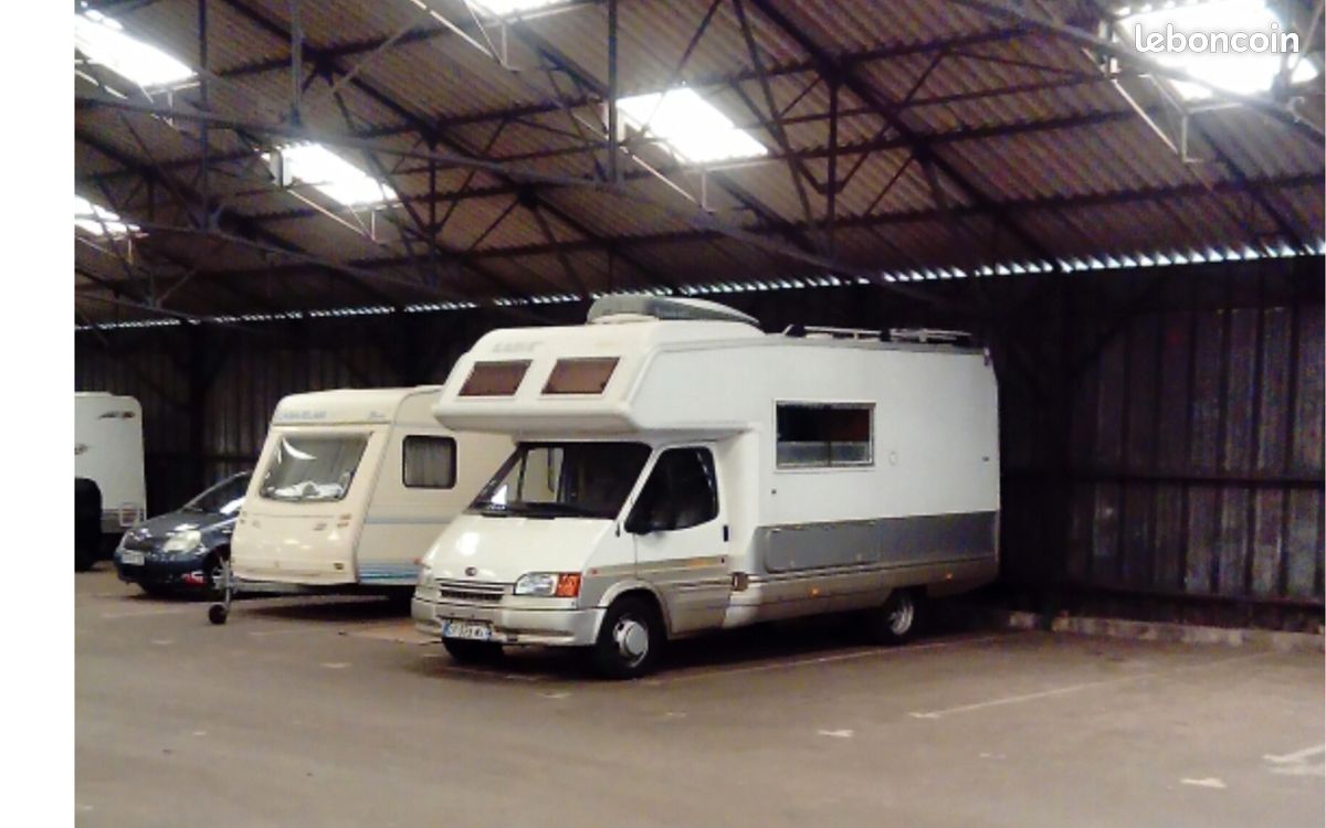 Emplacement camping car caravane auto moto bateau remorque sur wambrechies · 90 €