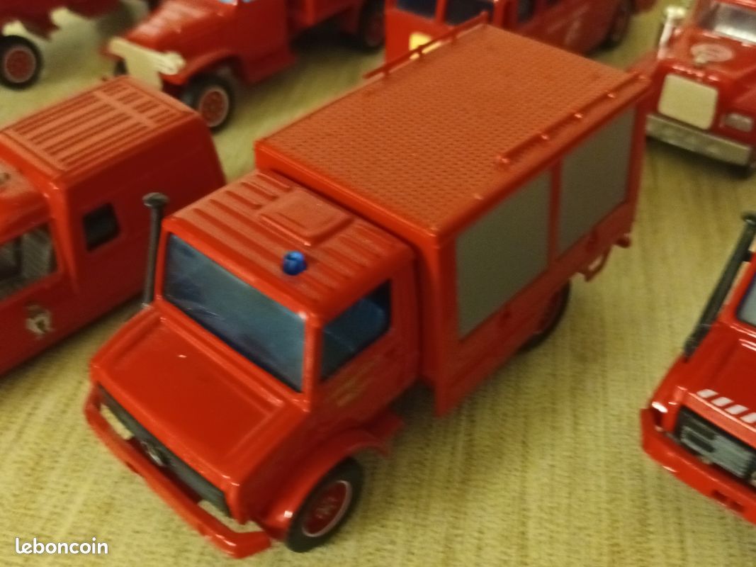 Chasse-neige Mercedes Solido 3606 Pompiers - Modèle Miniature Occasion Bon État
