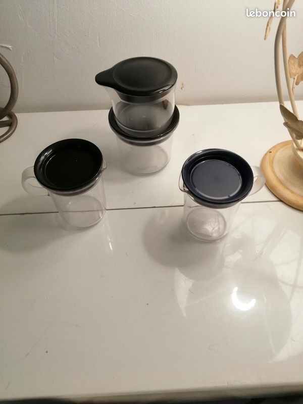 Ensemble de 4 petits pots tupperware neufs (image 1)