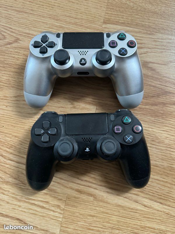 Manette PS4 Sony blanche photo – Image gratuite de Contrôleur sur Unsplash