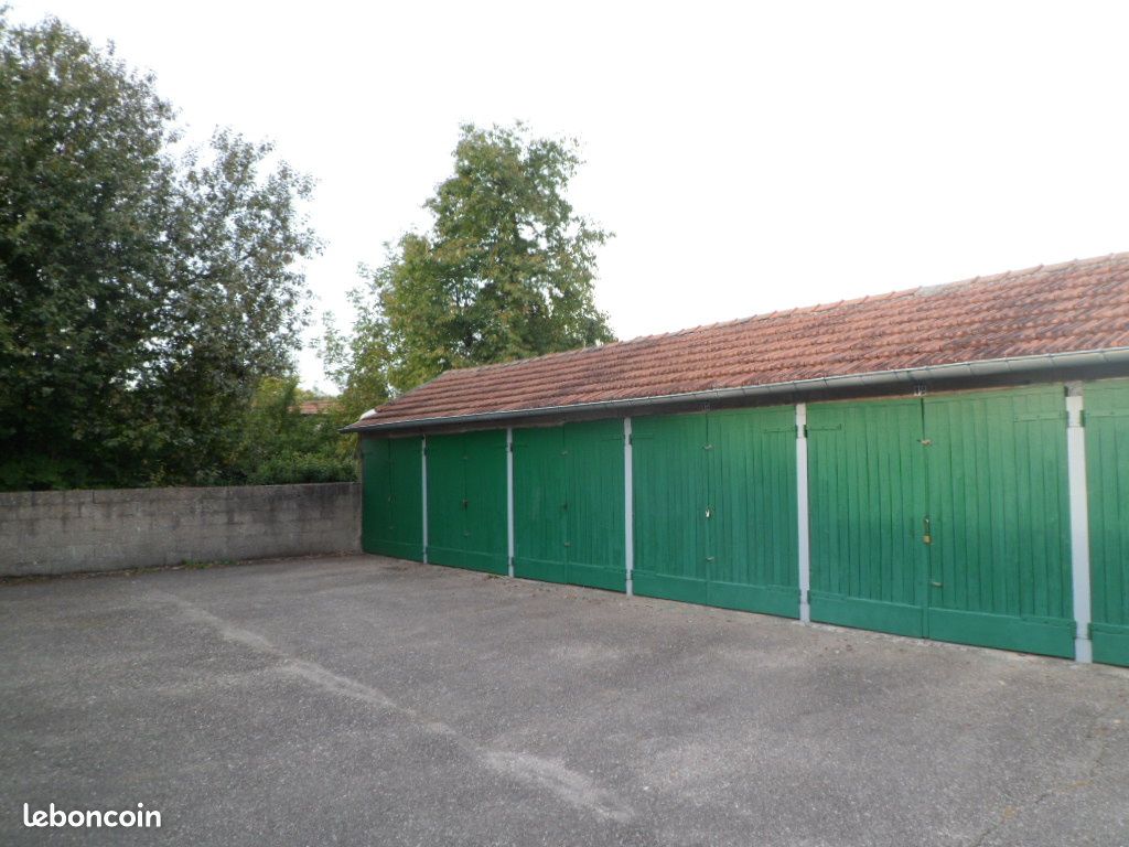 Parking 13 m² · à Nancy · 13 m² · 85 €/mois