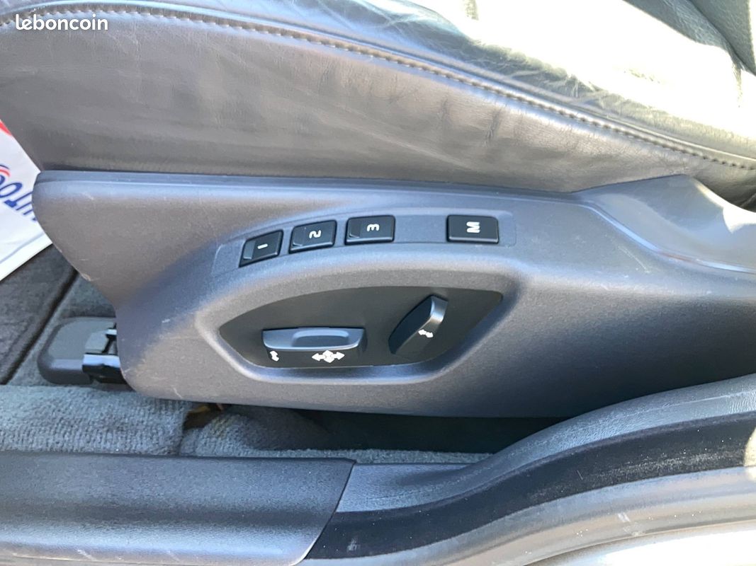 VOLVO V70 D4 181 ch Stop&Start Momentum Geartronic A (image 16)