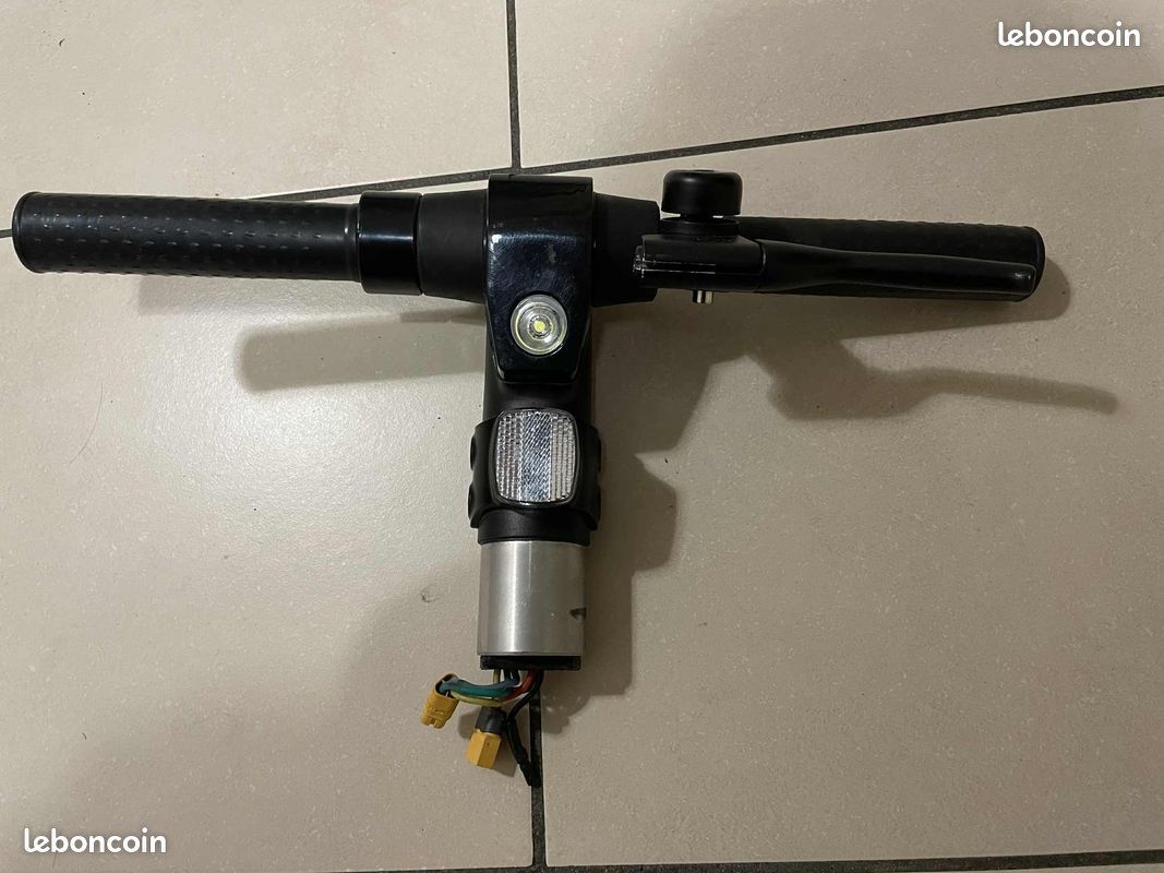 Guidon complet trottinette Wispeed T855 (image 1)