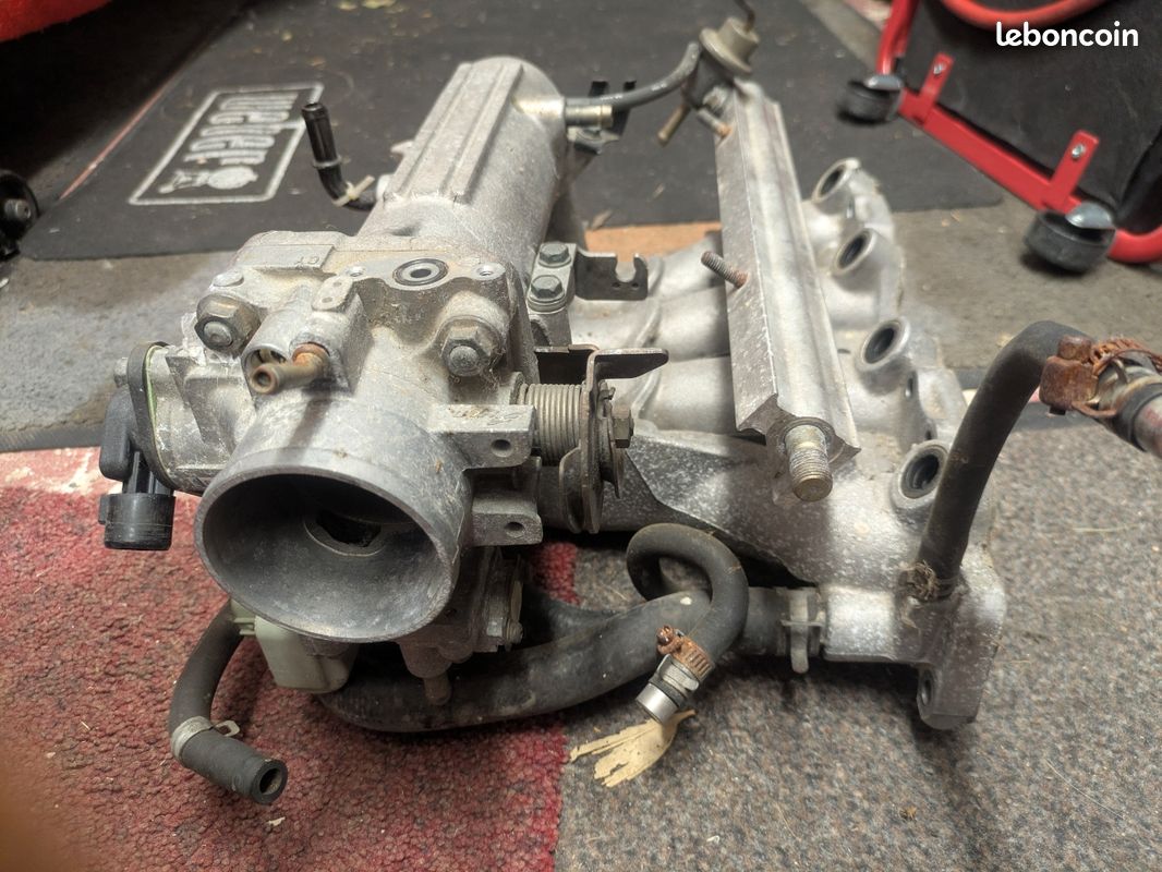 Collecteur d'admission honda D16Z6 (image 3)