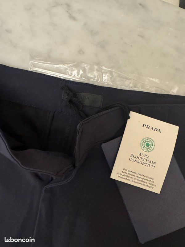 Short Prada Homme taille M (image 3)
