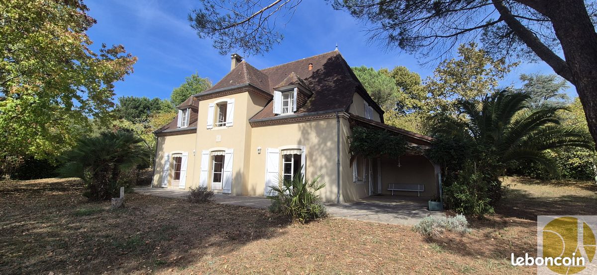 Maison 8 pièces 215 m² · à Serres-Castet · 215 m² · 550 000 €