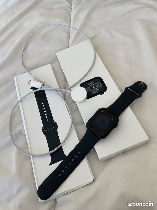 Apple Watch SE ( Gen 2 ) (image 1)