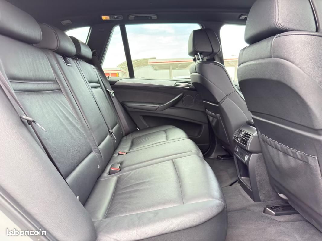 Bmw x5 m50d *leder*xenon*hud*navi* 381 ch 4x4 bva - hayon électrique pack sport volant en cuir (image 14)