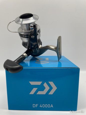 Moulinet De Pêche Vintage Daiwa Sportline MG 4000 - Bon état Pour Pêche En Mer