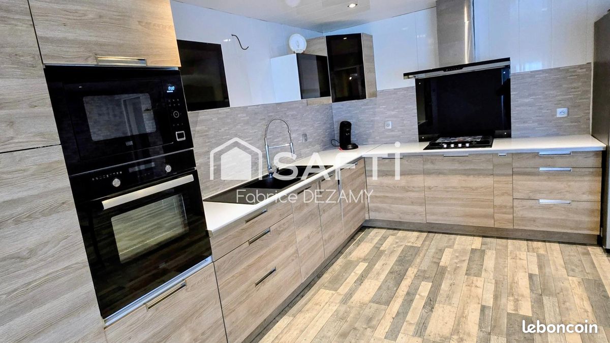 Maison 6 pièces 133 m² · à Moreilles · 133 m² · 198 000 €