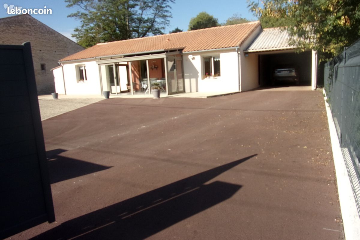 Maison 5 pièces 114 m² · à Vallans · 114 m² · 249 600 €