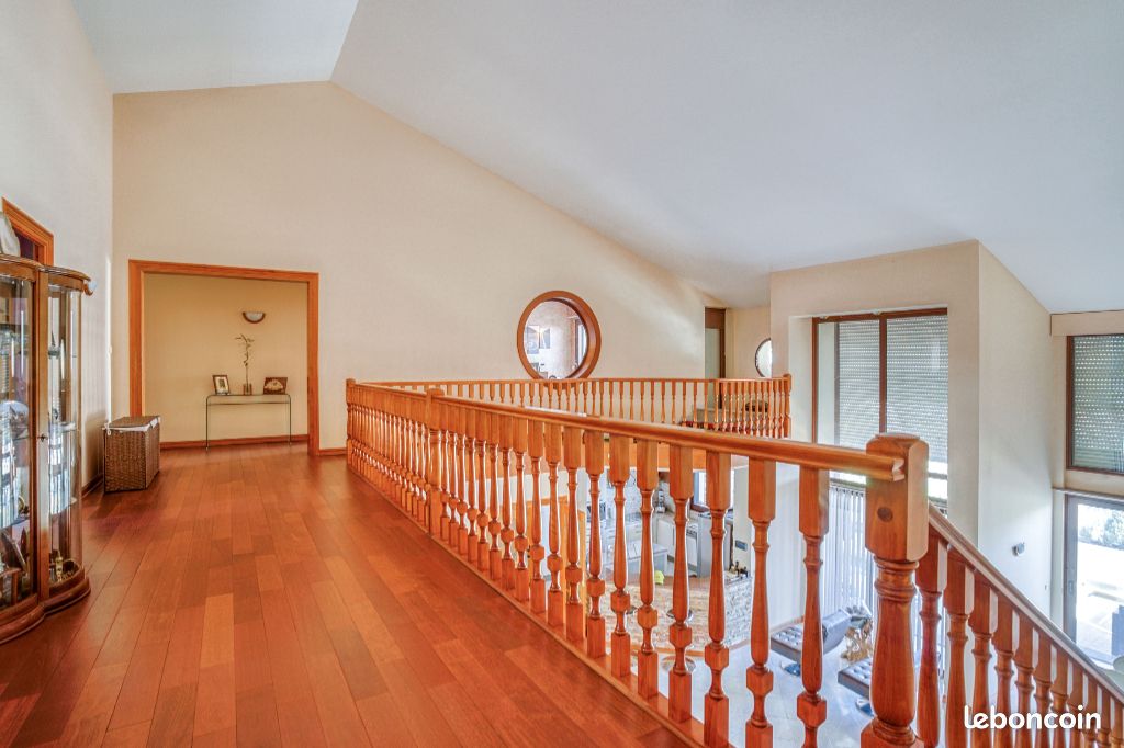 Maison 12 pièces 350 m² (image 9)