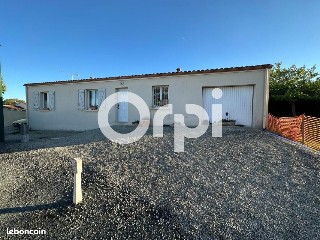 Maison 5 pièces 92 m² · à Fontenet · 92 m² · 880 €/mois