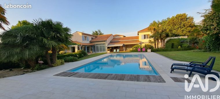 Propriété 17 pièces 762 m²