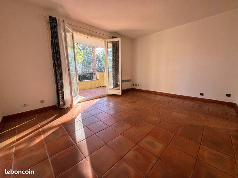 Appartement 1 pièce 25 m² · à Mougins · 25 m² · 745 €/mois