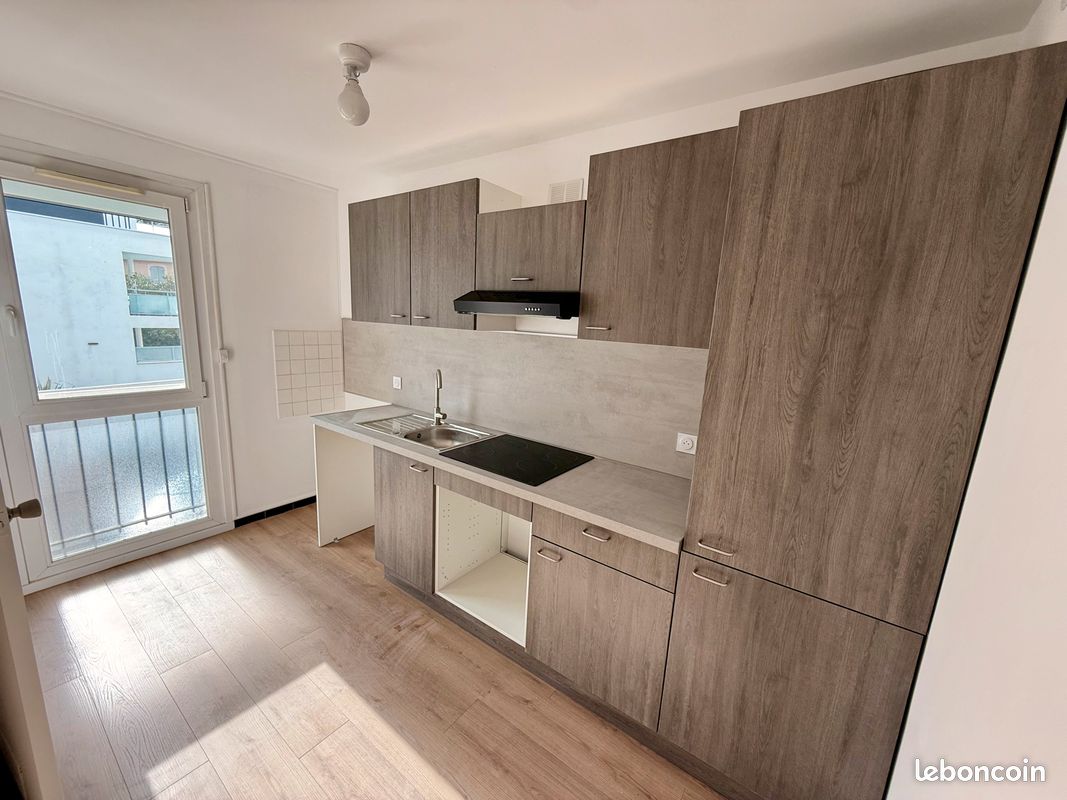 Appartement 4 pièces 70 m² · à Nîmes · 70 m² · 800 €/mois