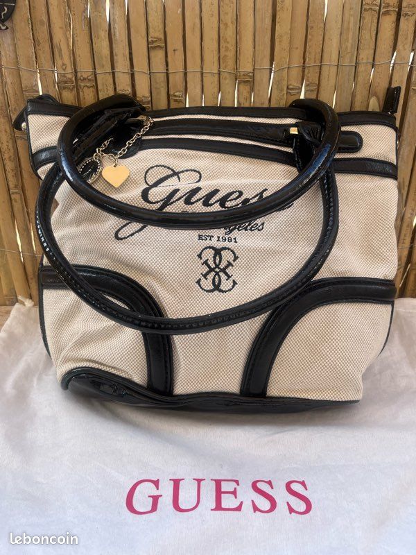🧙🏼‍♀️Sac Guess neuf (image 1)
