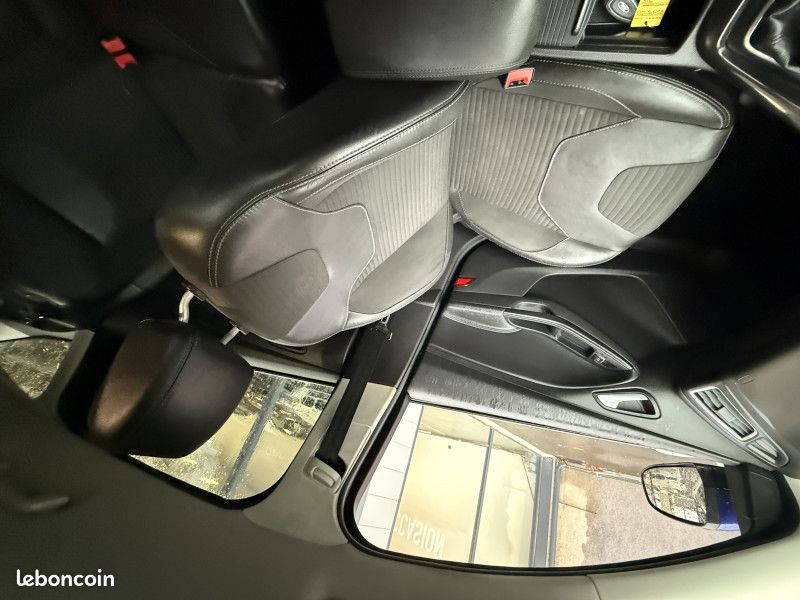 Ford FOCUS 1.0 ECOBOOST 125CH STOP&START TITANIUM (Vente a Pro ) (image 22)