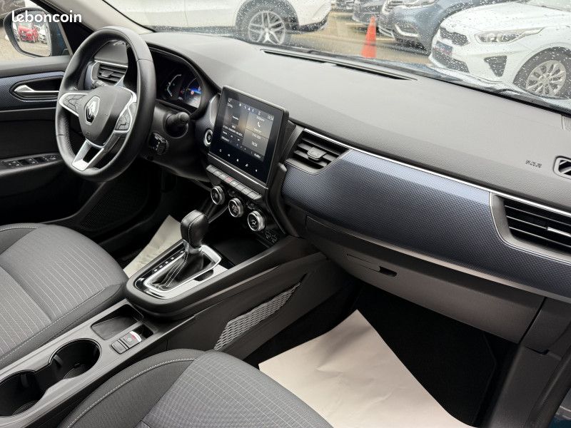 Renault ARKANA 1.6 E-TECH HYBRIDE 145CH EQUILIBRE -22 (image 11)