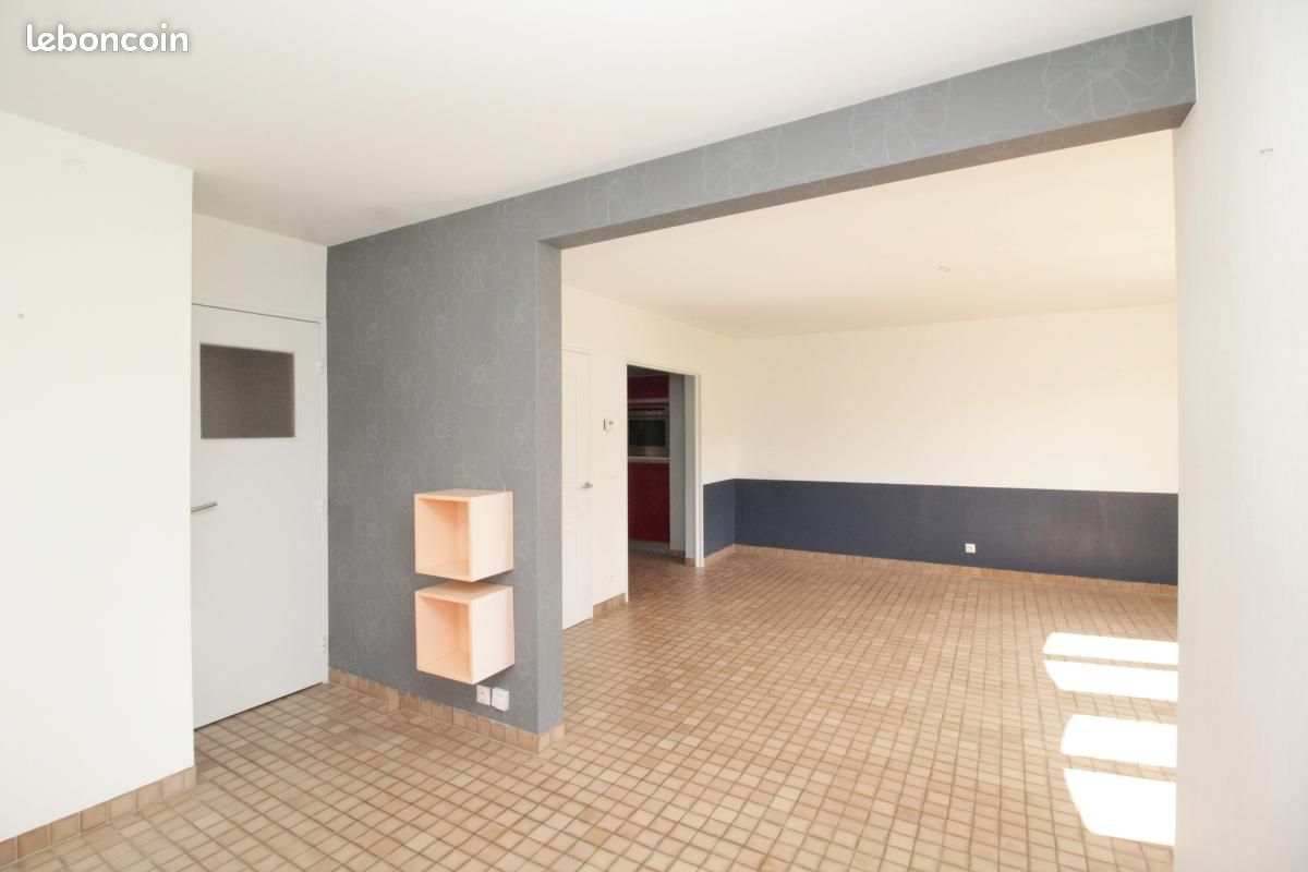 Appartement 4 pièces 96 m² · à Saint-Nazaire · 96 m² · 923 €/mois