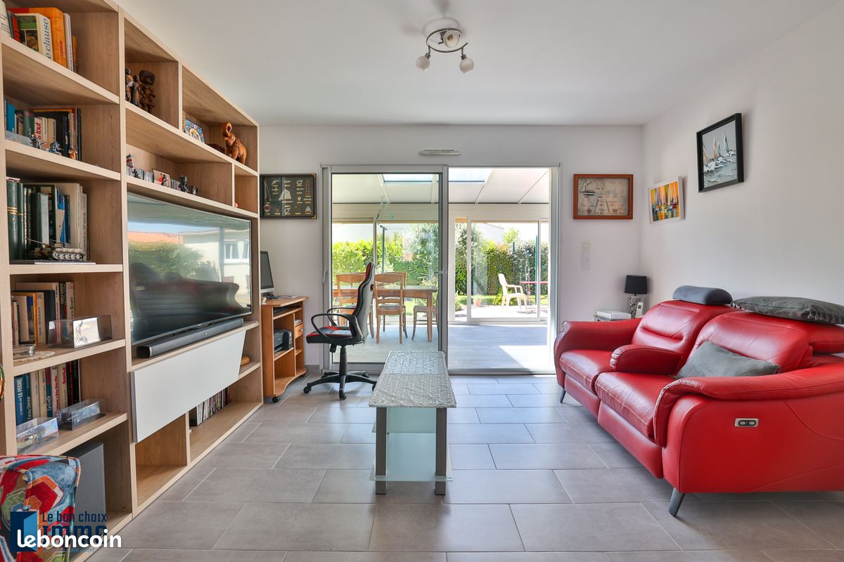 Maison 5 pièces 112 m² · à Les Gonds · 112 m² · 298 000 €