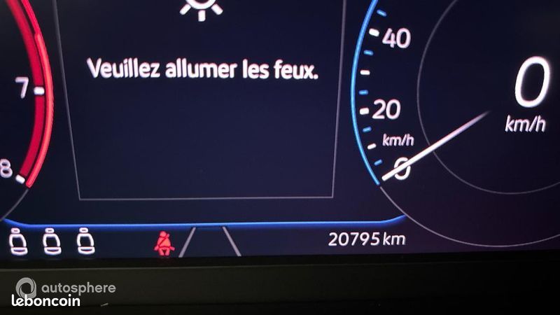 Volkswagen T-Roc 1.5 TSI EVO 150ch Style DSG7 (image 9)