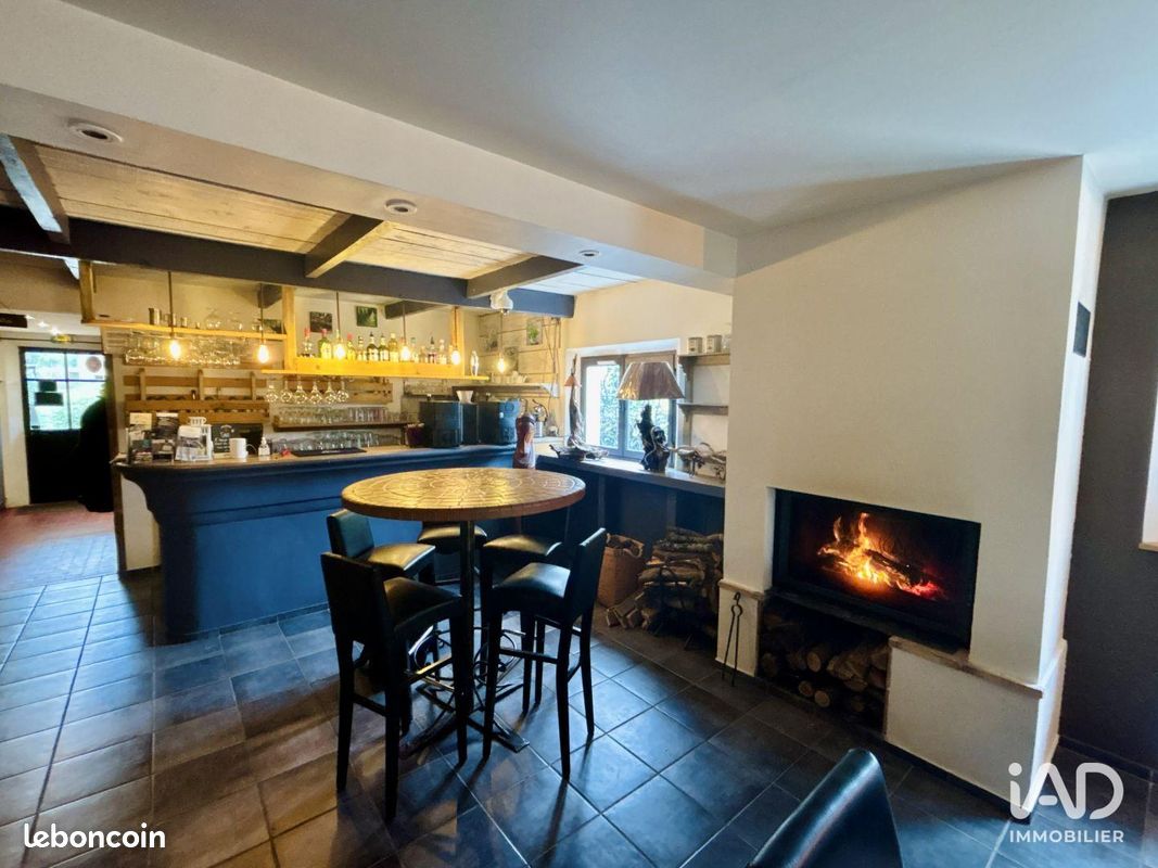 Restaurant 223 m² SALERNES (image 4)