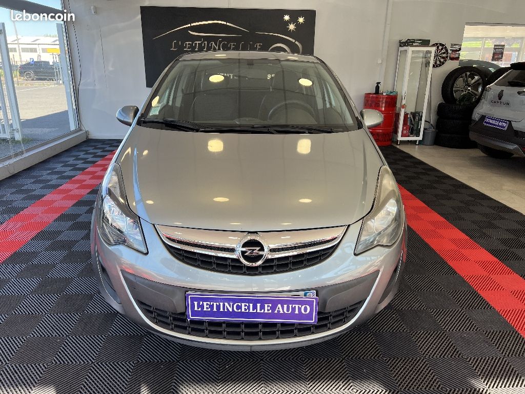 Opel Corsa 1.2 - 85 ch Twinport Graphite (image 10)