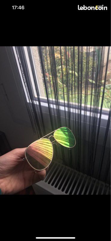 Lunette de soleil (image 2)