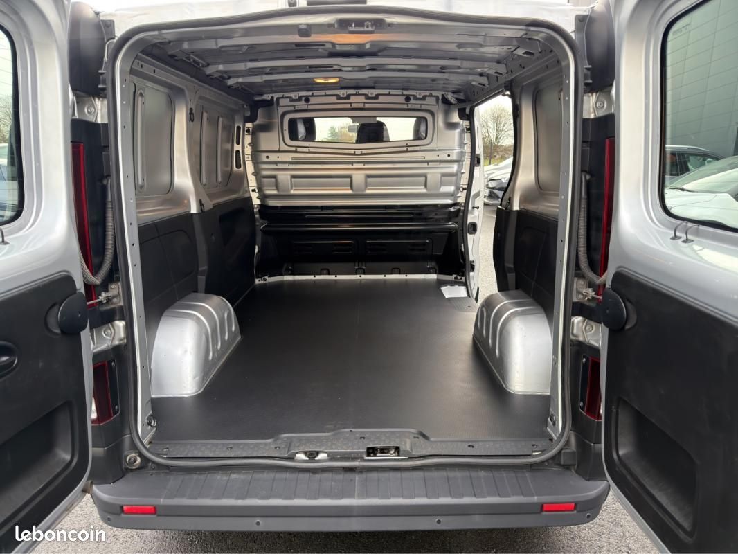 Renault Trafic FOURGON FGN L1H1 1000 KG DCI 170 ENERGY GRAND CONFORT (image 18)